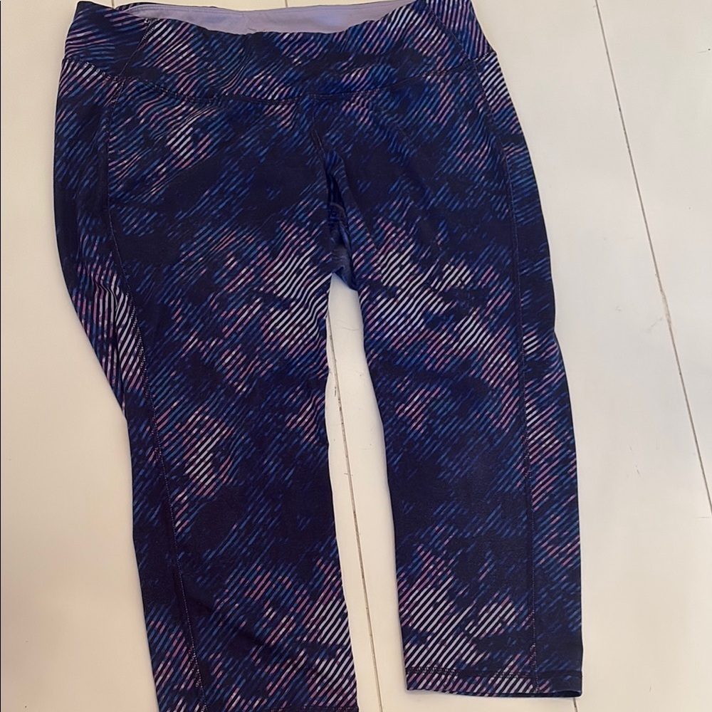 Old Navy Blue and Pink Patterned Leggings